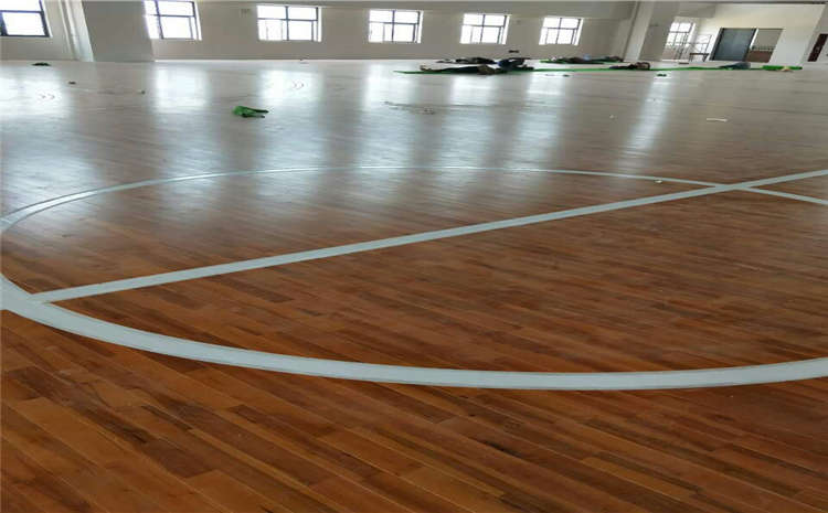 杭州楓樺木籃球場地板都有哪些品牌