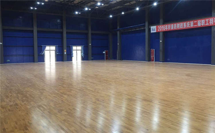 西藏专用篮球场地板厂家电话