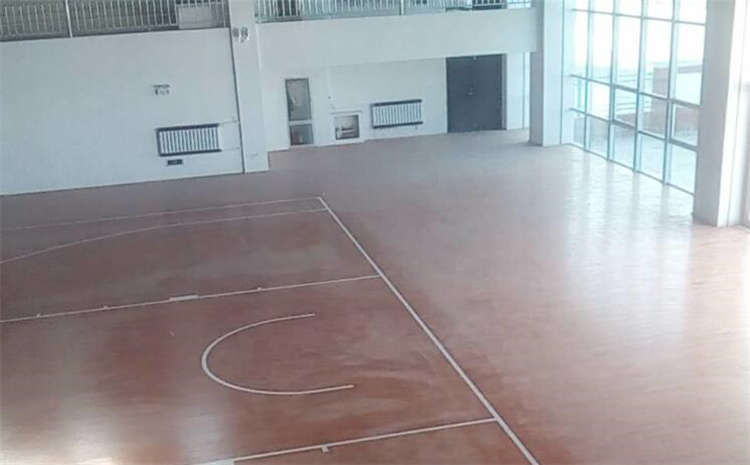 广西枫木篮球场地板哪个品牌好
