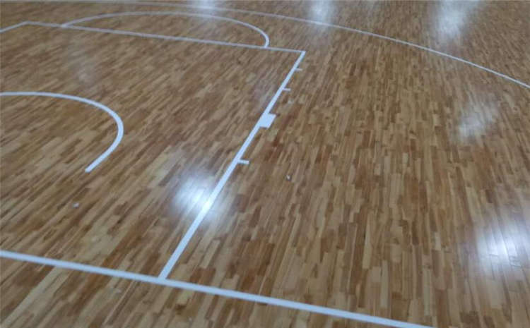 武汉柞木篮球场地板安装