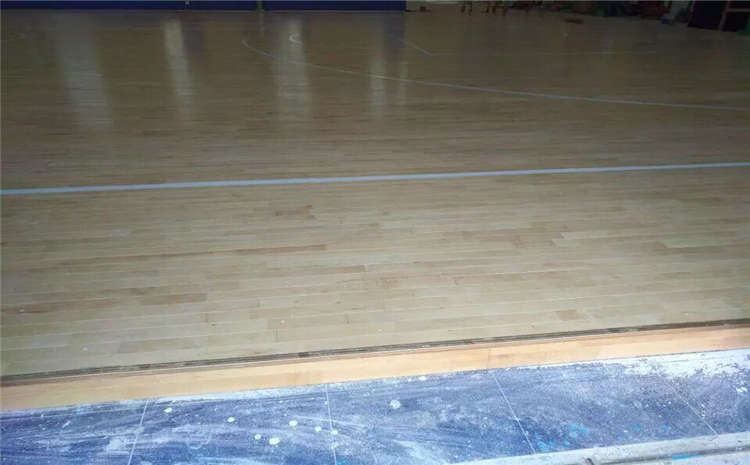 学校篮球场木地板施工技术方案