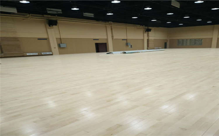 四川柞木籃球場地板施工工藝