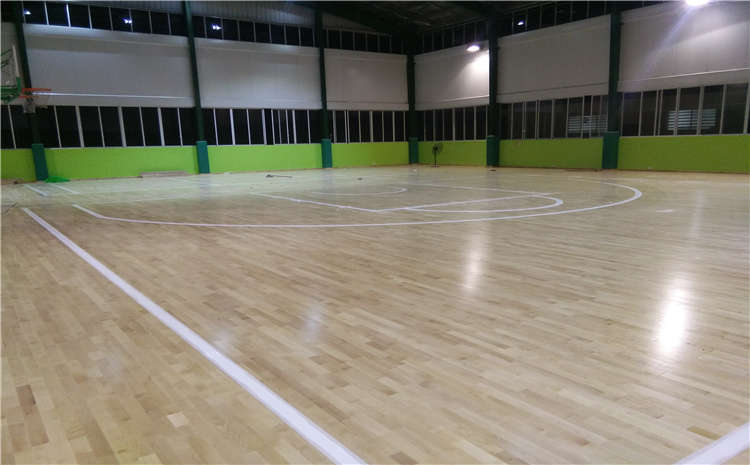 杭州专业篮球场地板多少钱合适