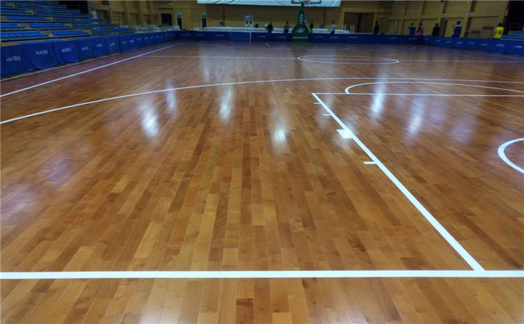 常見的籃球場木地板直銷
