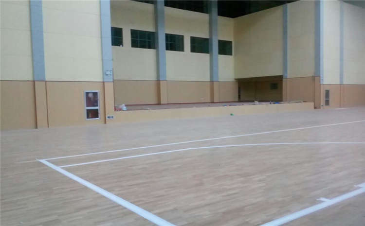 学校篮球馆木地板每平米价格