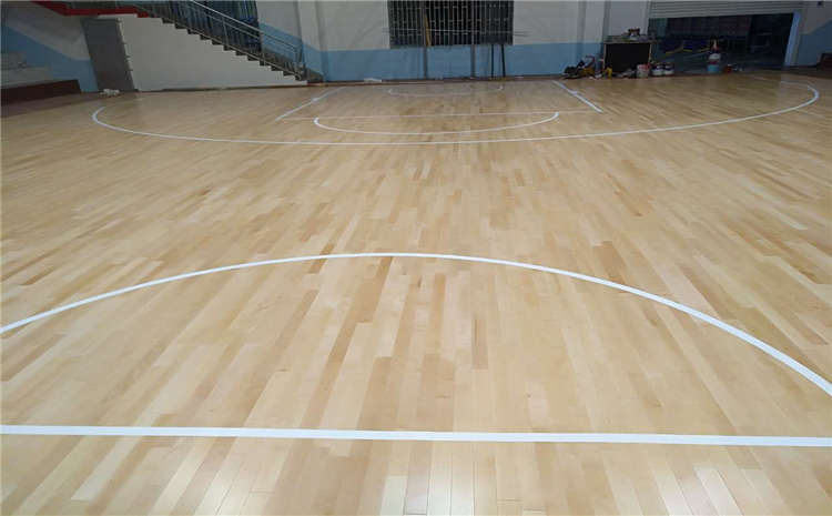篮球场木地板色差原因有哪些？