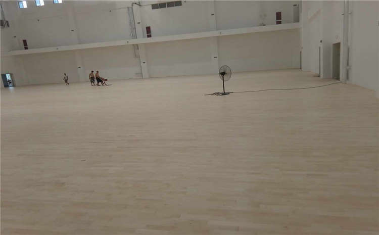 广州硬木企口篮球木地板工厂