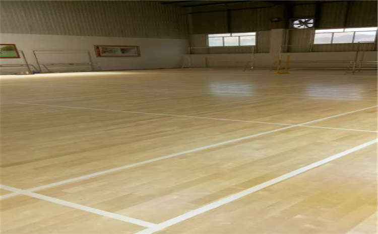 上海体育馆专用木地板销售