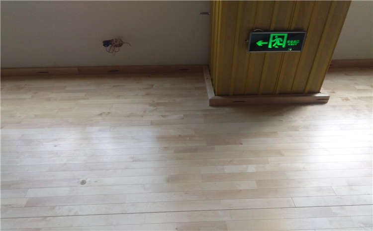 浙江柞木籃球場地板施工方案