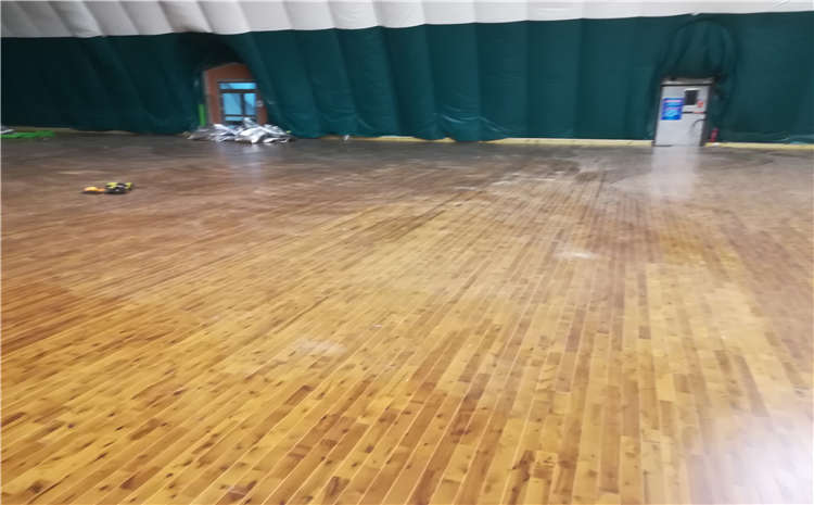 常見的舞臺實木地板什么品牌好