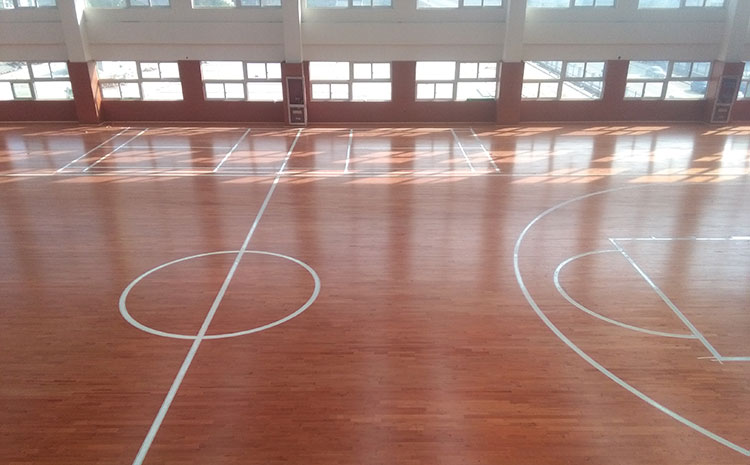 河北舞臺運動地板打磨翻新