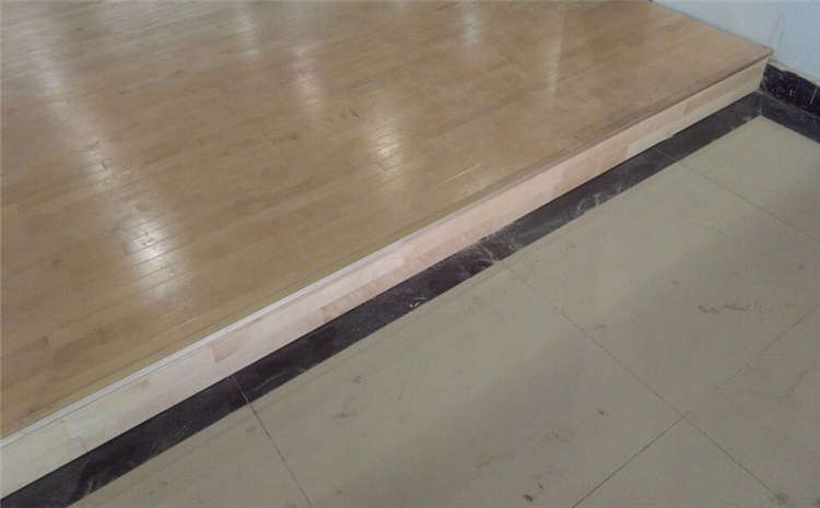 常用的运动木地板防潮