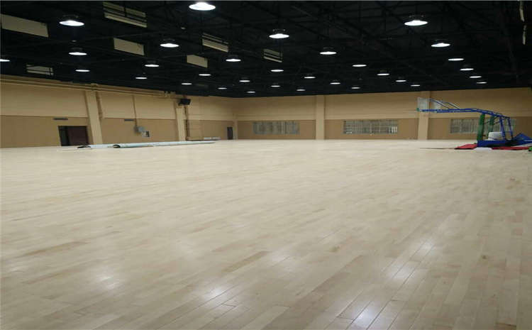 廣西硬木企口籃球場地板多少錢一平米