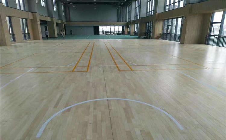 贵阳柞木篮球场地板每平米价格