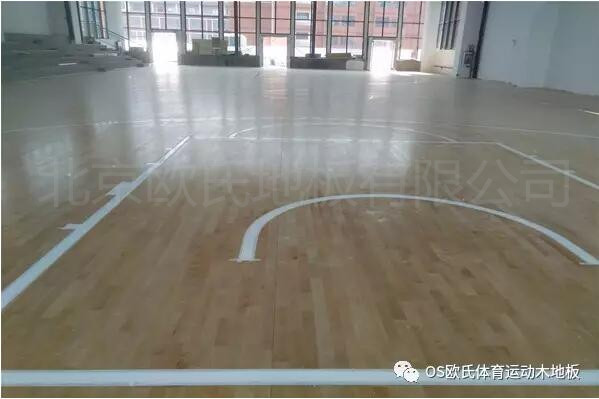     宜昌土门中学篮球木地板枫木一级运动木地板铺设效果图-3