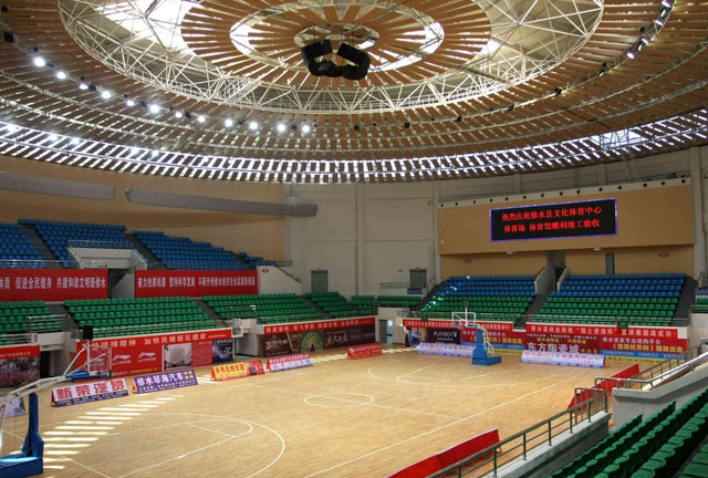 国内漂亮的篮球馆木地板