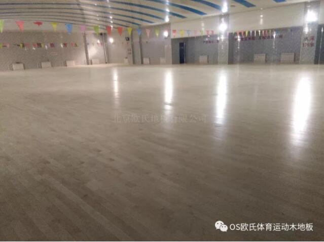 北京师范大学附属二中多功能厅木地板成功案例