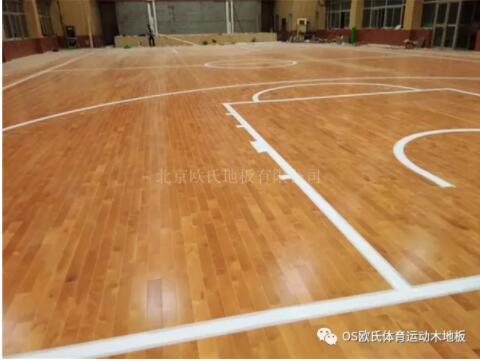 西安市临潼区华清中学室内篮球馆木地板案例